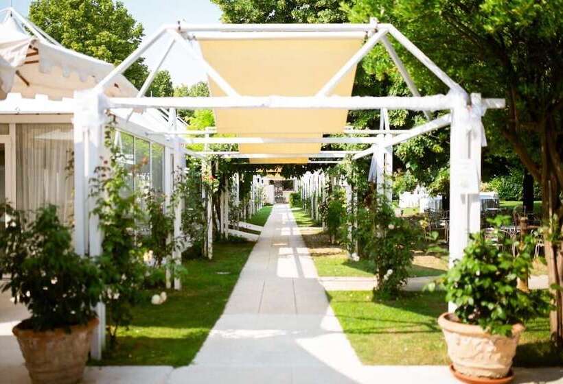 فندق Villa Patriarca