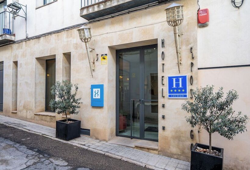 ホテル Yit El Postigo