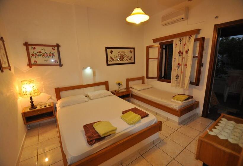 پانسیون Villa Mata