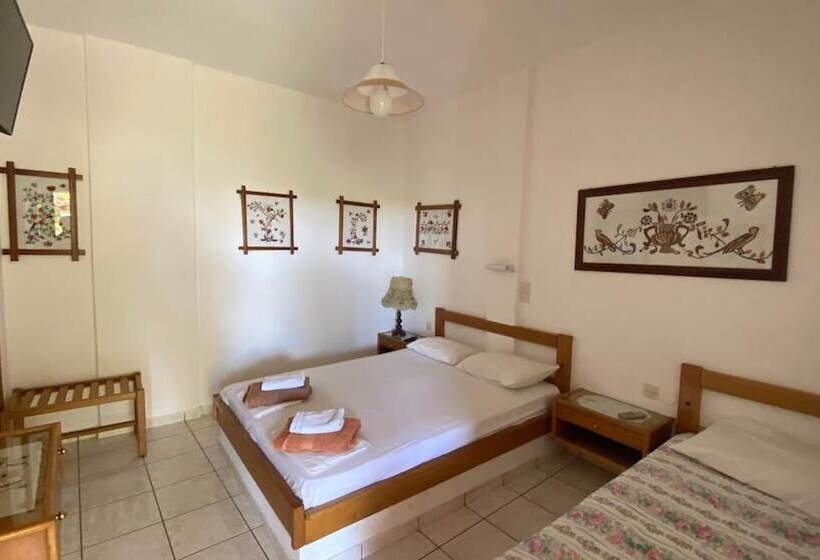 پانسیون Villa Mata