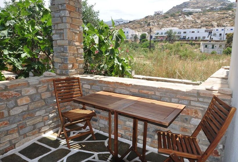 پانسیون Villa Mata