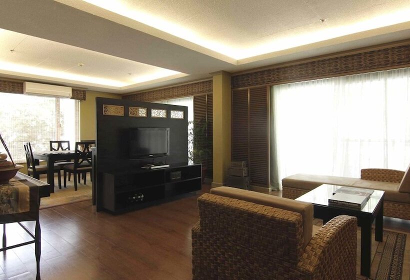 Waterfront Insular Hotel Davao