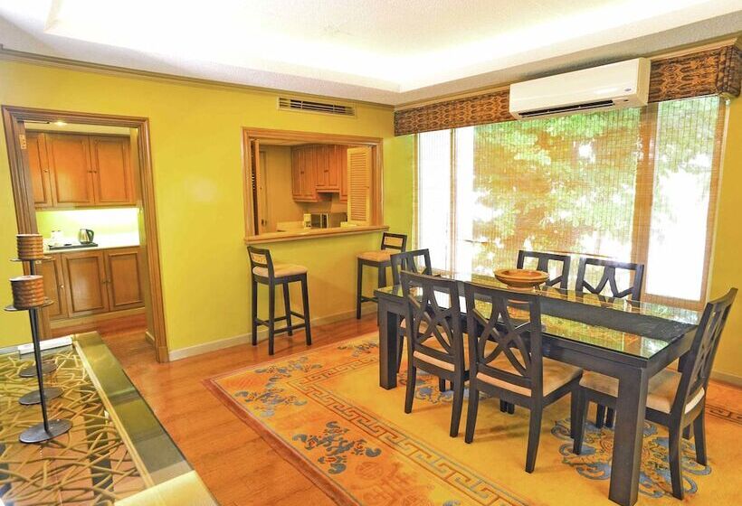 Waterfront Insular Hotel Davao