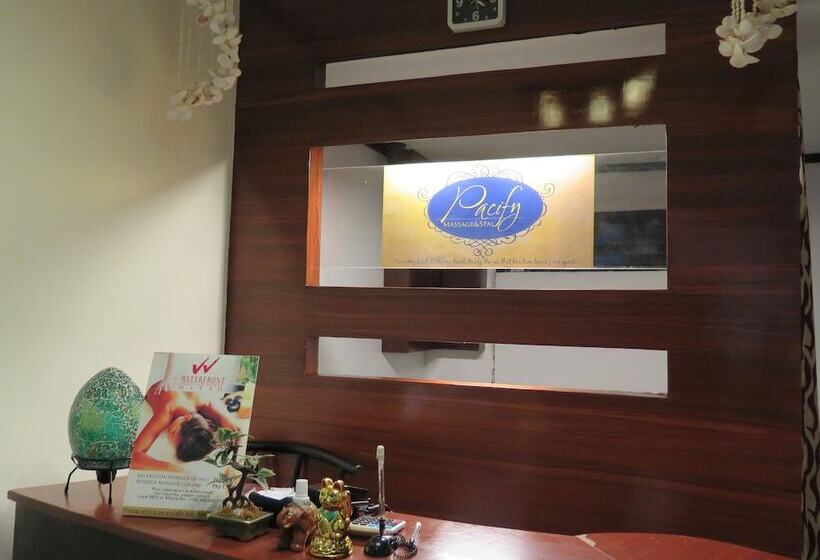 Waterfront Insular Hotel Davao