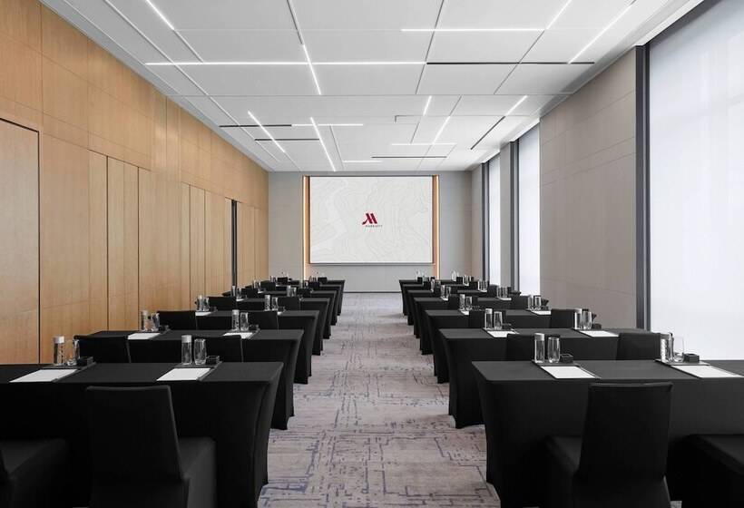 Отель Wenzhou Airport Marriott