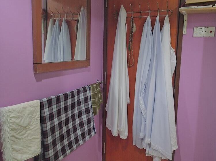 בית מלון כפרי Adamson Inn Penang