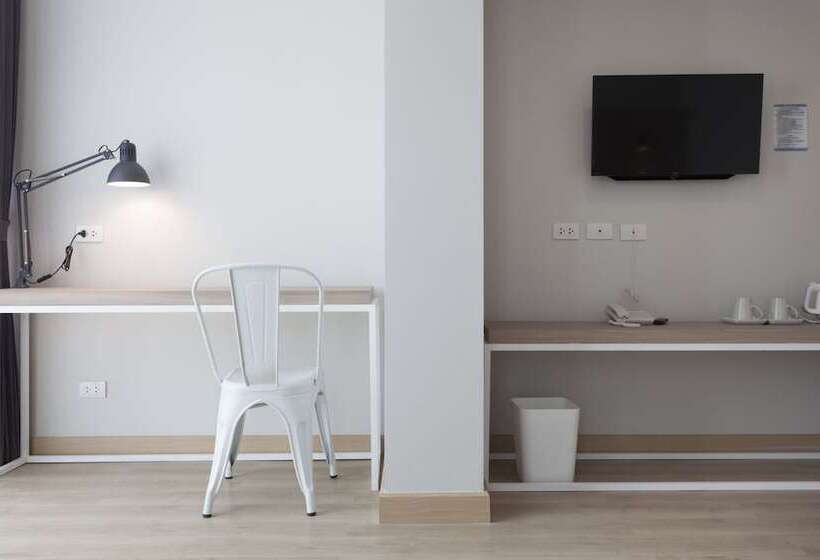 Отель อีซี่โฮเทล 2