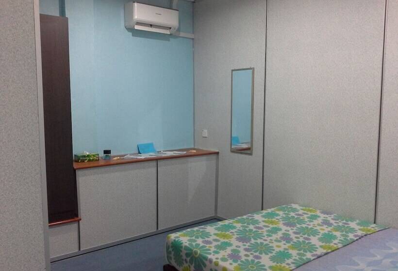 فندق Iqra Damai Inn