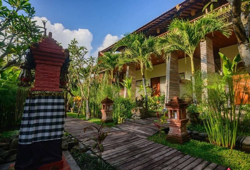 فندق Keramas Sacred River Retreat Resort And Villa