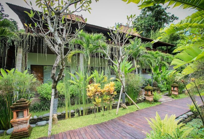 فندق Keramas Sacred River Retreat Resort And Villa