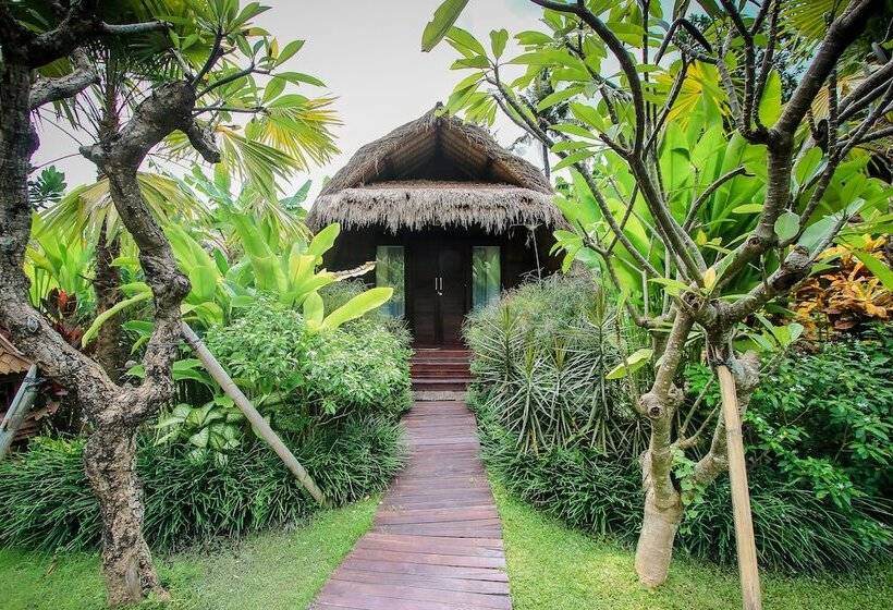 فندق Keramas Sacred River Retreat Resort And Villa