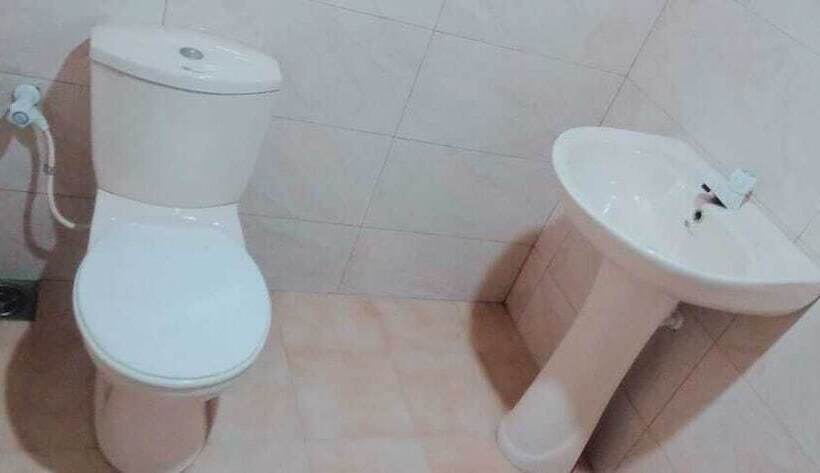 בית מלון כפרי Lakeside