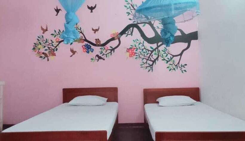 בית מלון כפרי Lakeside