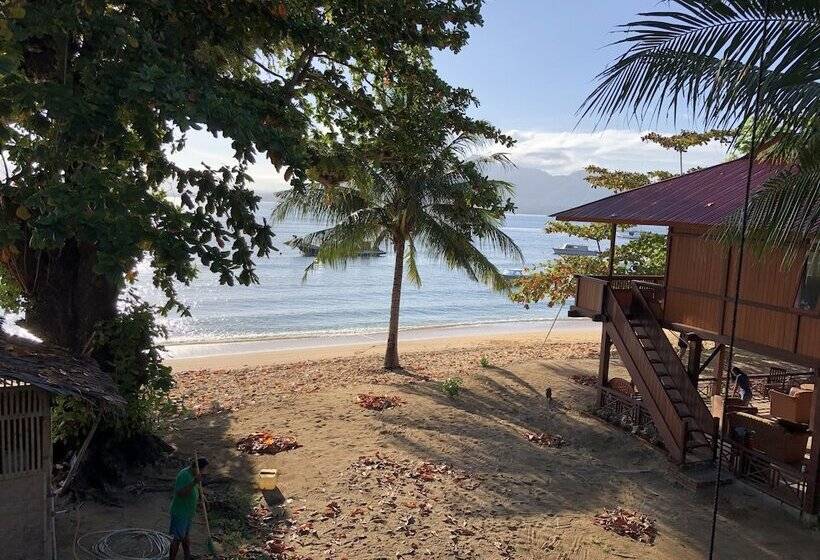 فندق Mc Bunaken Padi Dive Resort