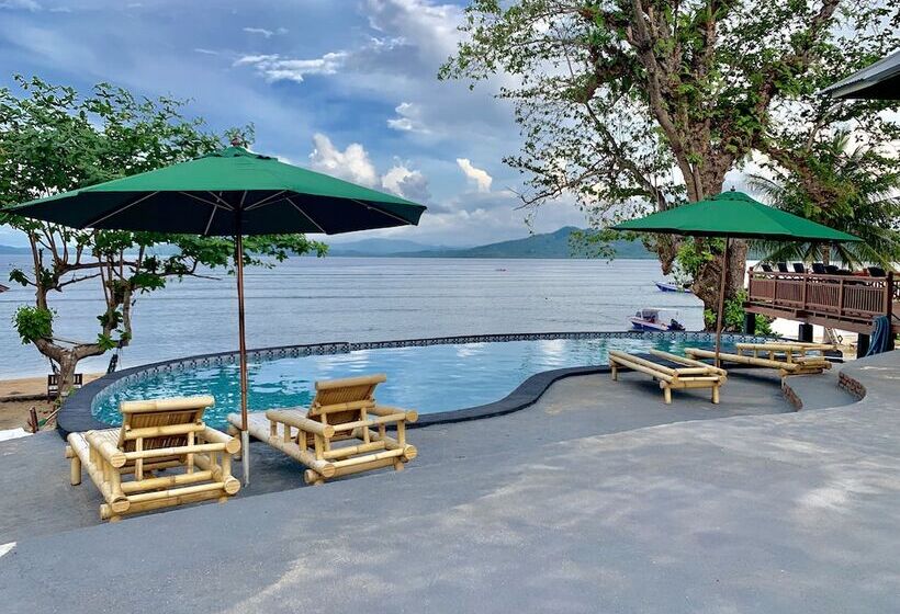 فندق Mc Bunaken Padi Dive Resort