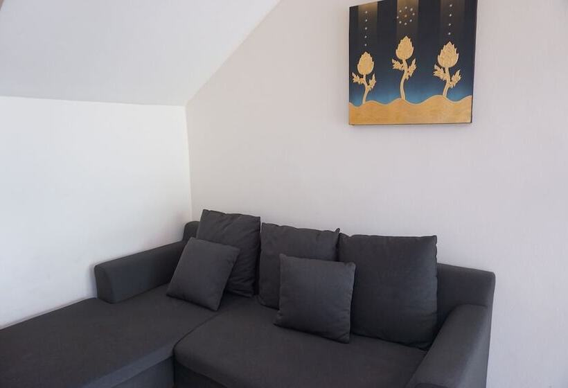 Отель Na Phurua Hostel