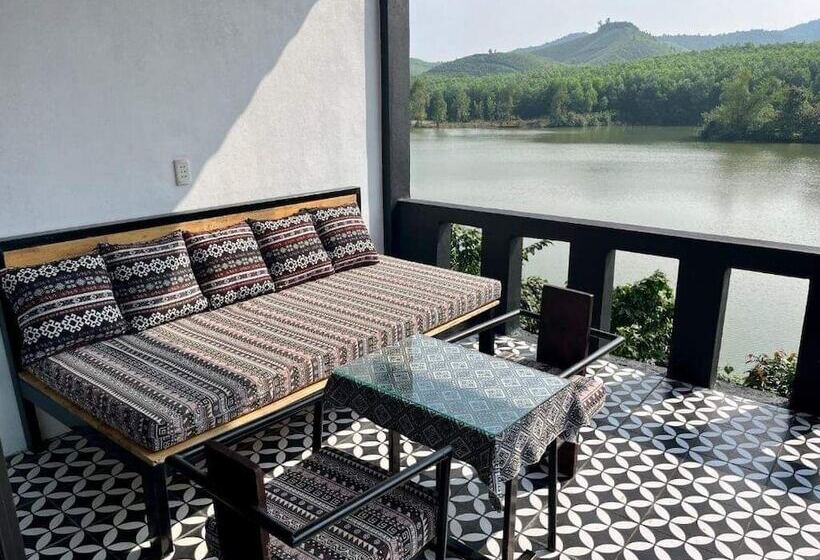 هتل Nguyen Shack Retreat Resort