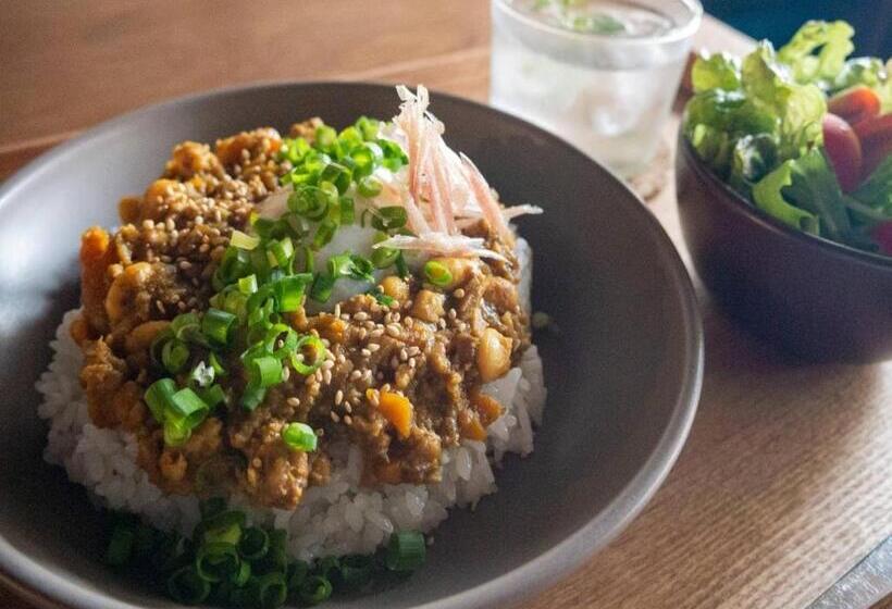 Hostel & Tatami Bar Uchikobare  内子晴れ