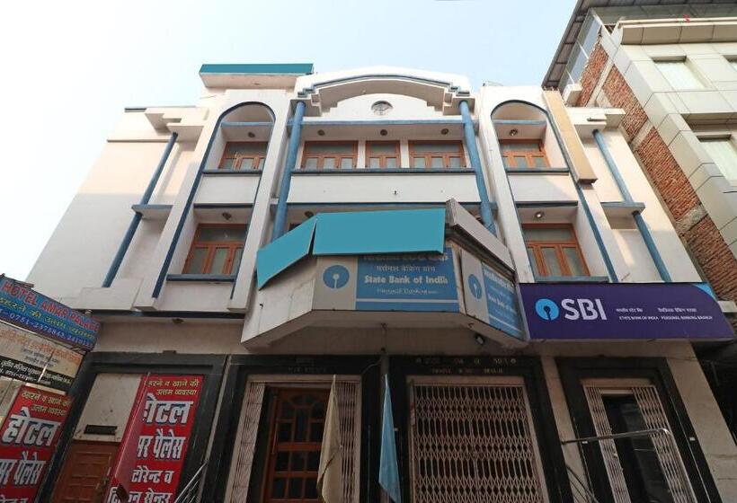 בית מלון כפרי Oyo 26791  Amar Palace