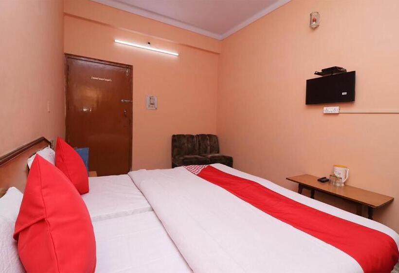 בית מלון כפרי Oyo 26791  Amar Palace