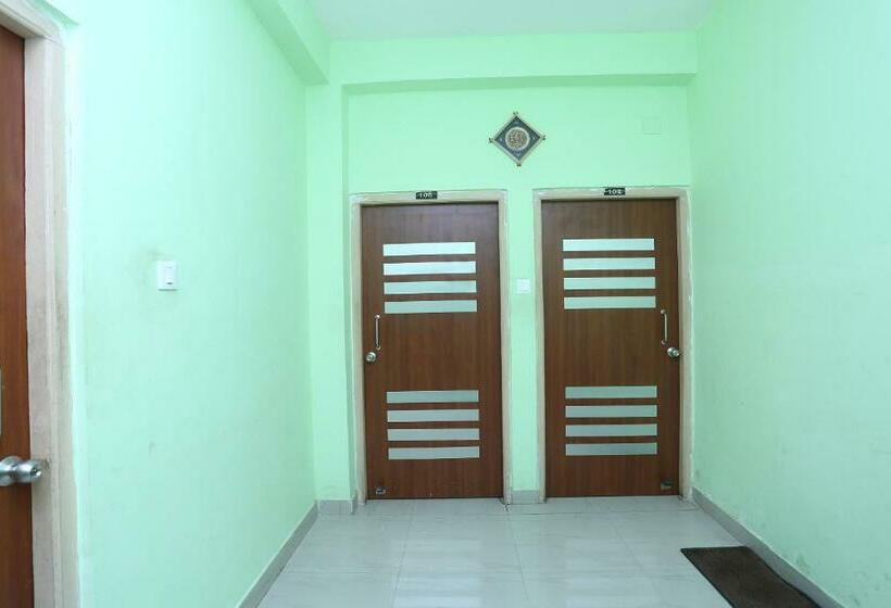 Отель Oyo 40628 Sambit Nx