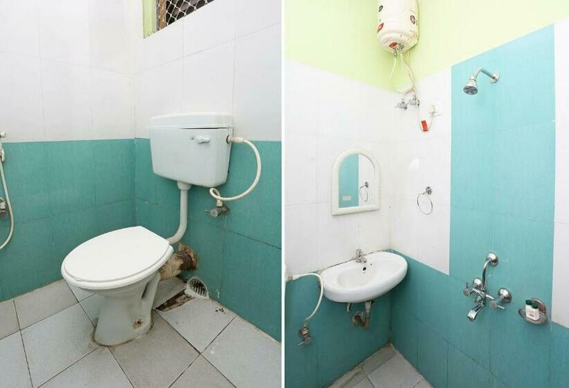 Отель Oyo 40628 Sambit Nx