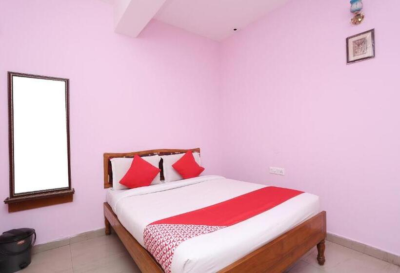 Отель Oyo 40628 Sambit Nx