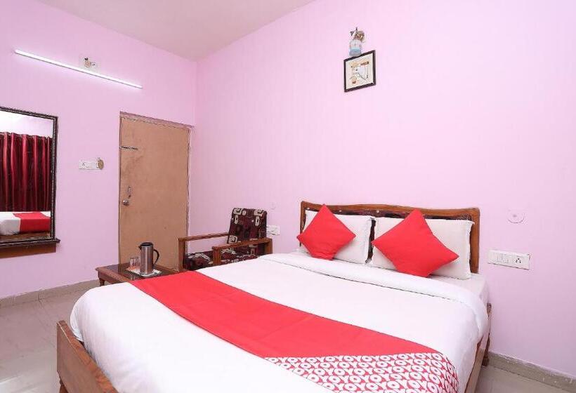 Отель Oyo 40628 Sambit Nx