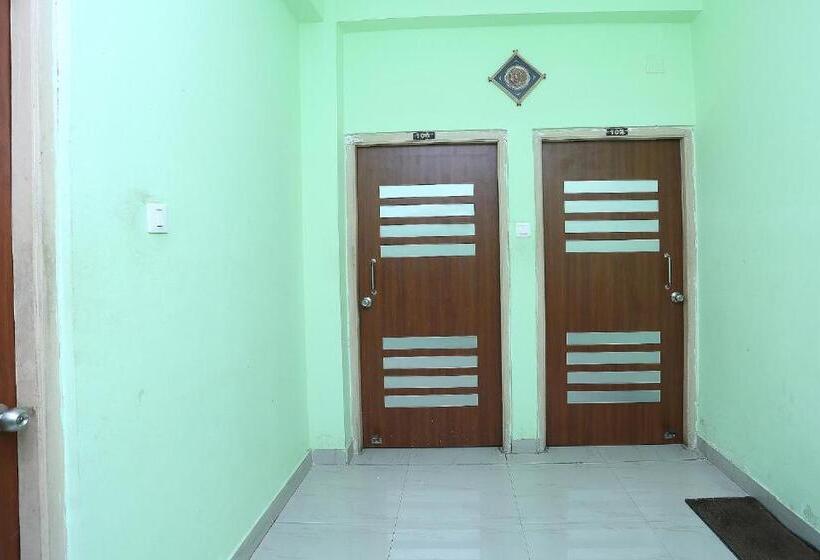 Отель Oyo 40628 Sambit Nx