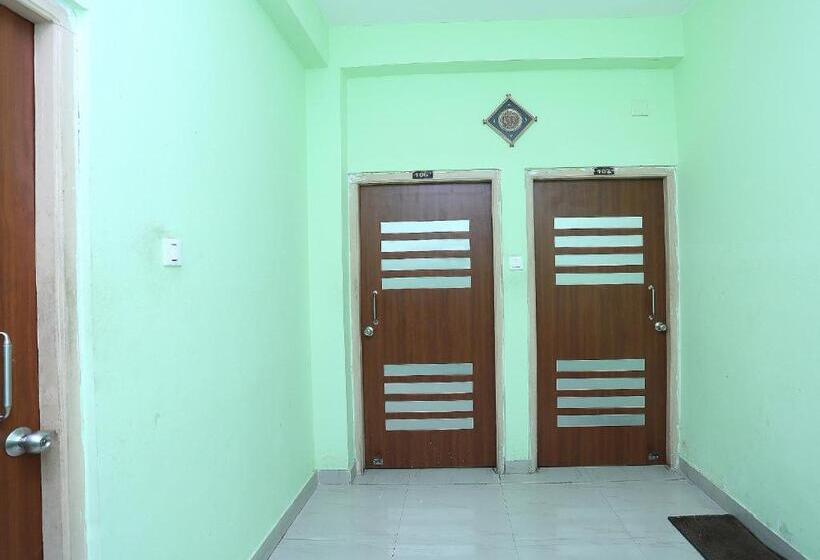 Отель Oyo 40628 Sambit Nx