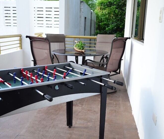 Отель Real Mercedes