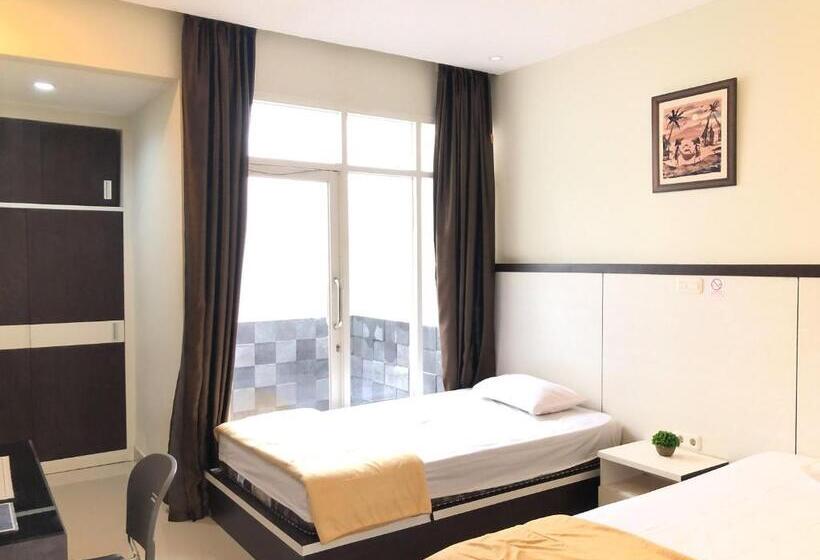 فندق Reddooz Plus At Ininnawa Homestay Syariah Palu