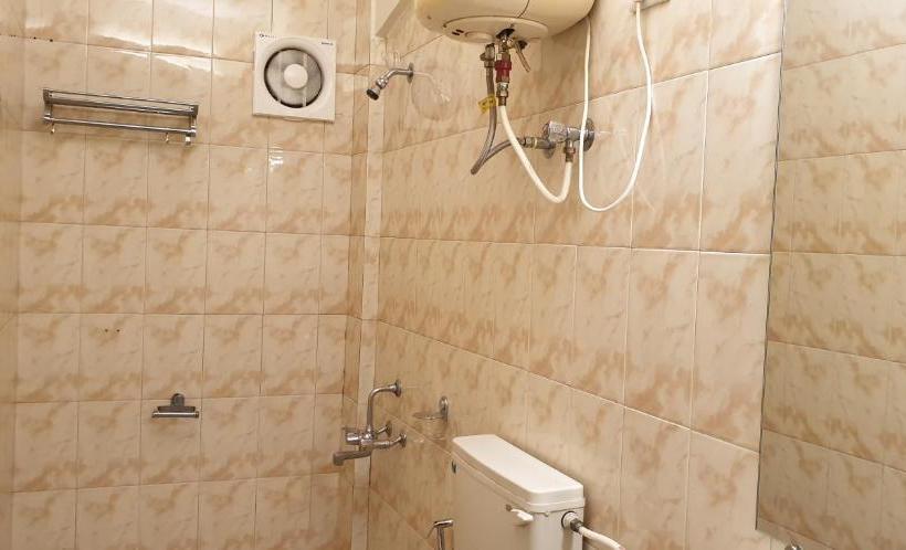 בית מלון כפרי Ria Residency