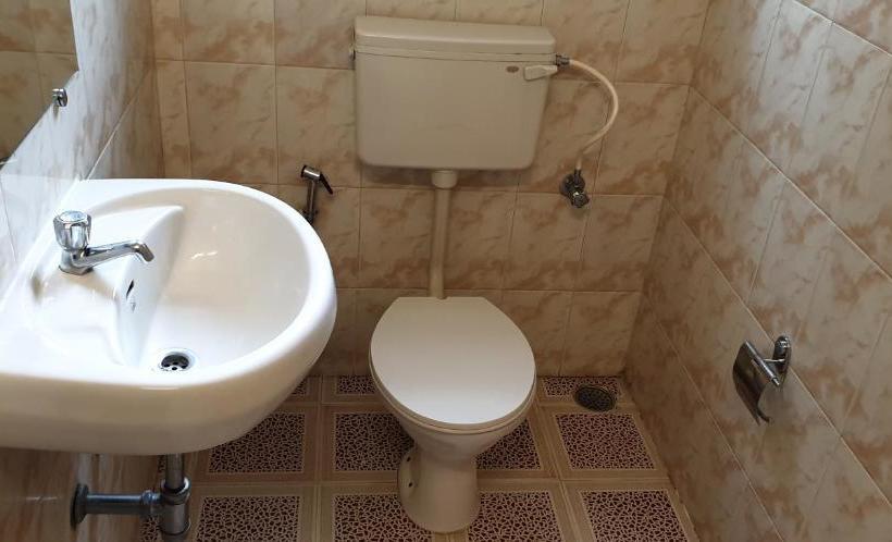 בית מלון כפרי Ria Residency