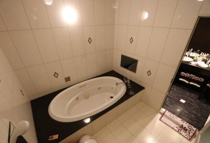 호텔 Sari Resort Takinoyashiro