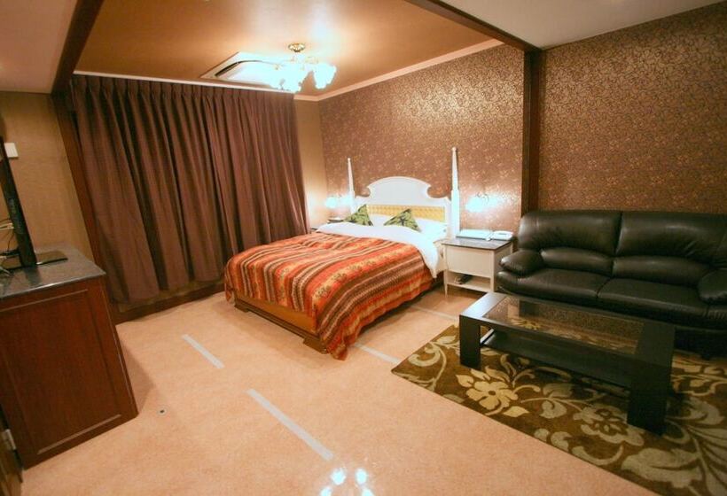 호텔 Sari Resort Takinoyashiro