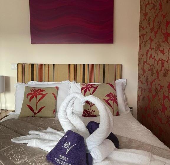 בית מלון כפרי The Old Mill Thai Vintage