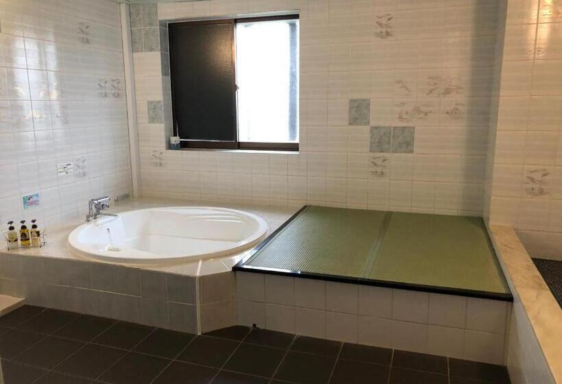 בית מלון כפרי Xenia Takinoyashiro