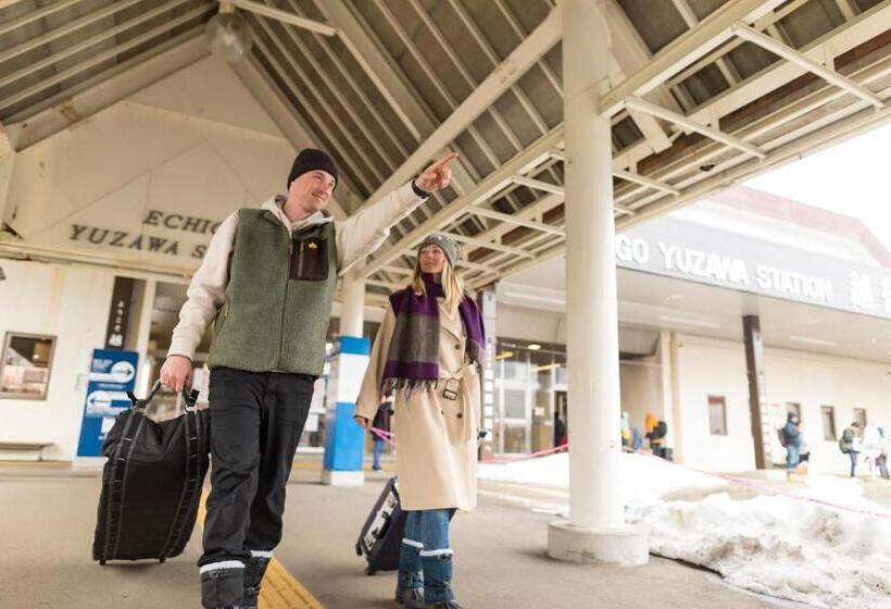 בית מלון כפרי Yuzawa Toei