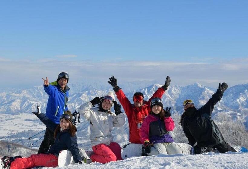 בית מלון כפרי Yuzawa Toei