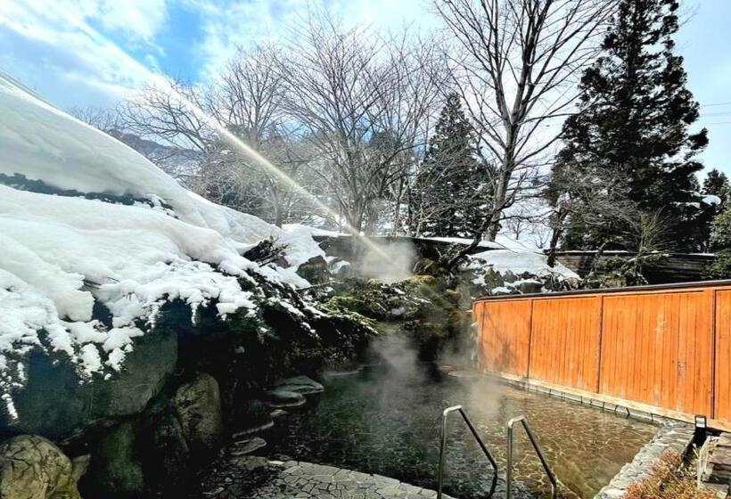 בית מלון כפרי Yuzawa Toei