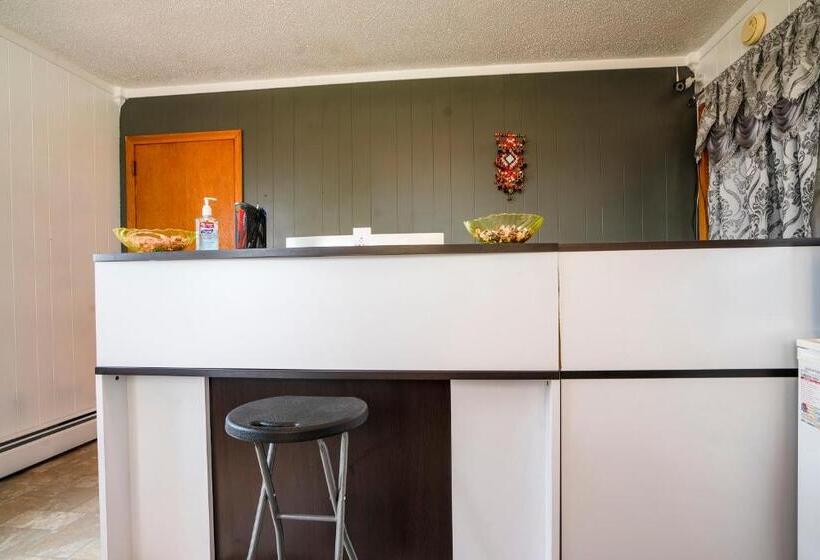 Lamberton Motel