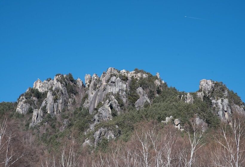 פנסיון Iwane Sanso