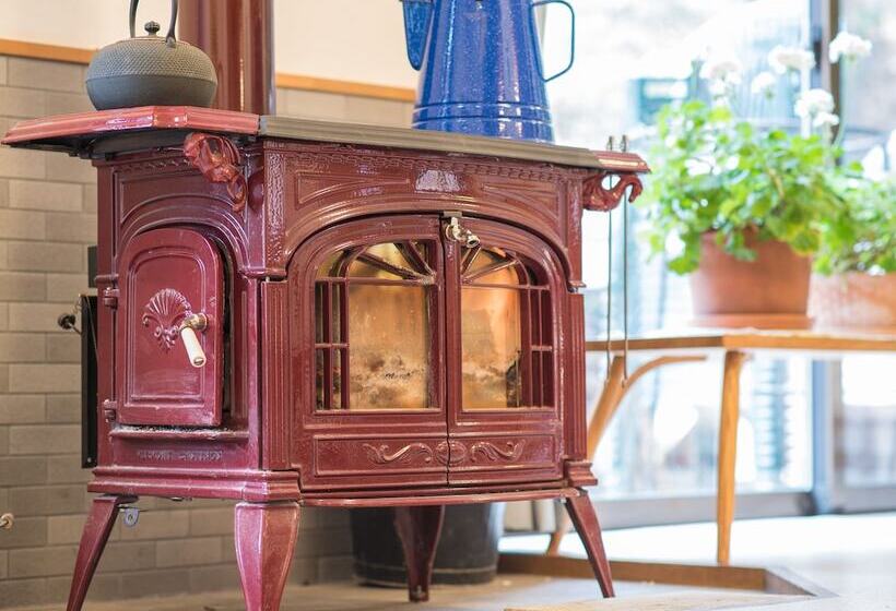 بنسيون Iwane Sanso