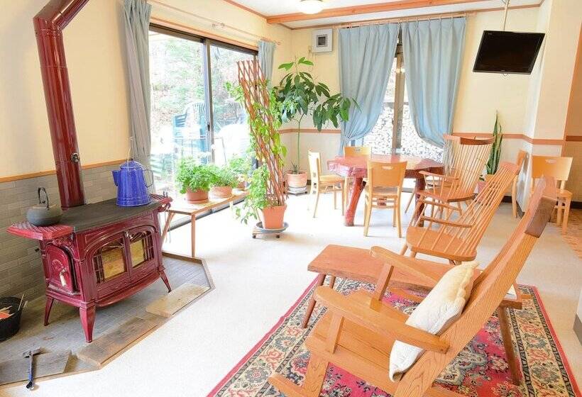 פנסיון Iwane Sanso