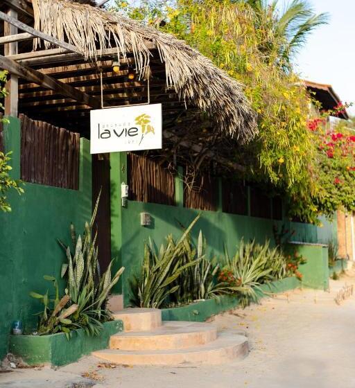 پانسیون Pousada La Vie Jeri