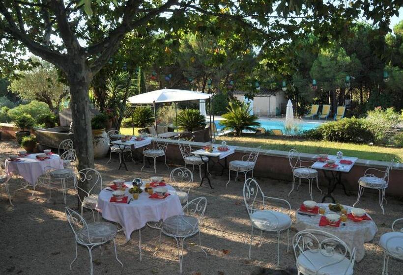 צימר Bastide De L'avelan