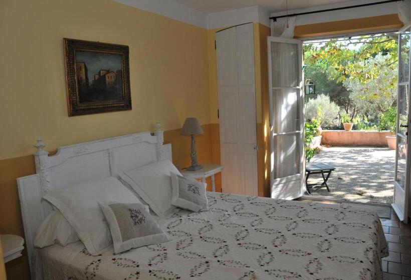 צימר Bastide De L'avelan