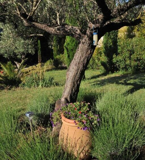 צימר Bastide De L'avelan