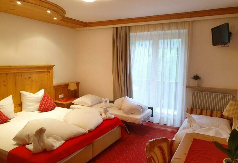 בית מלון כפרי Pension Lärchenhof